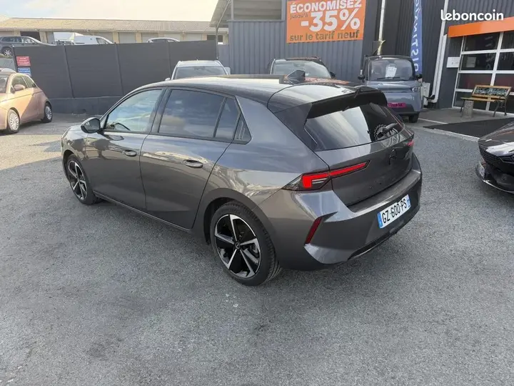 Opel Astra 2024 photo 3