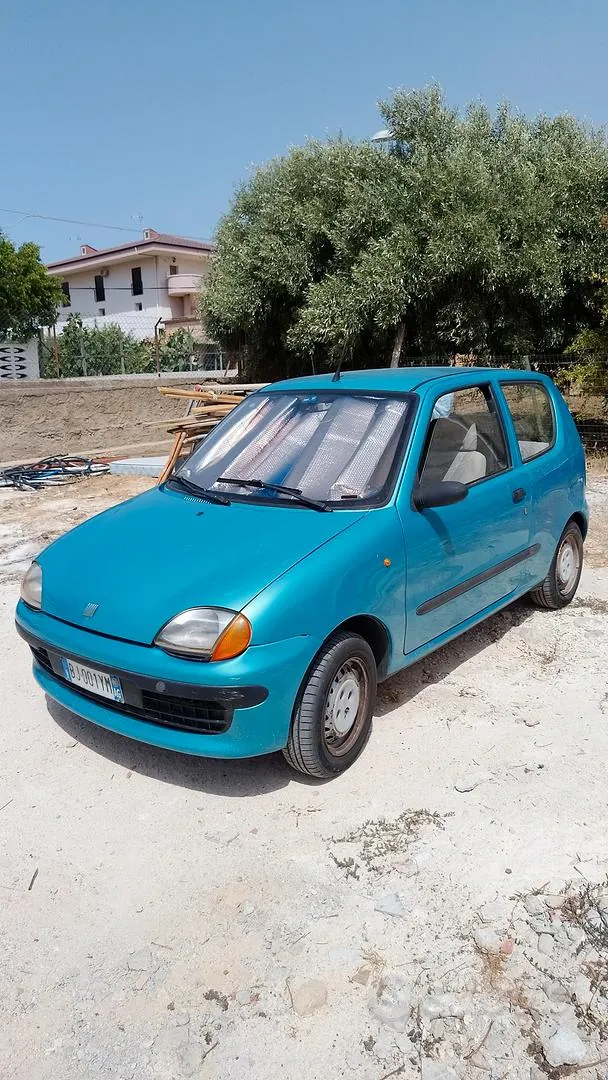 Fiat 600 2000 photo 2