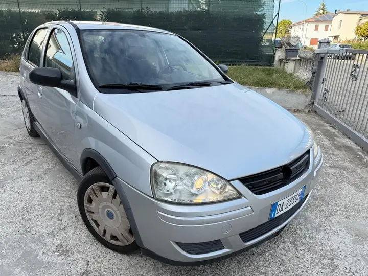 Opel Corsa 2006 photo 2