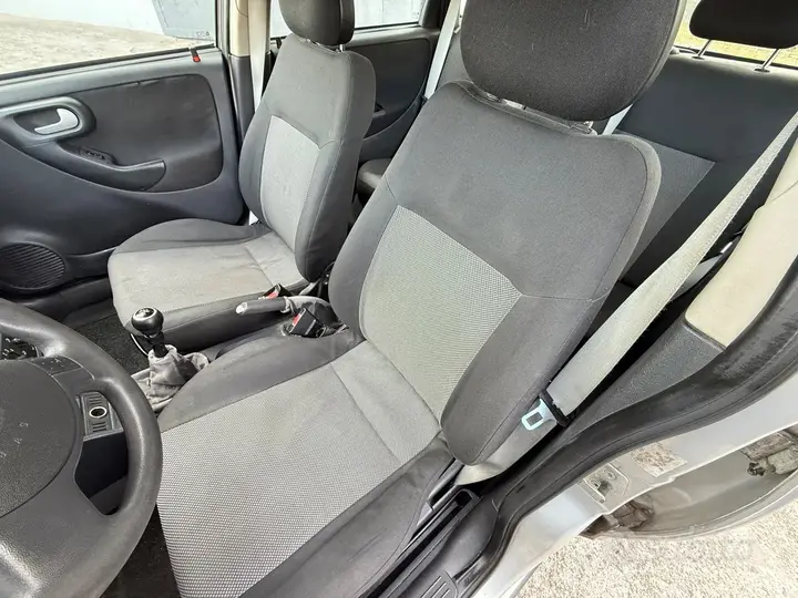 Opel Corsa 2006 photo 3