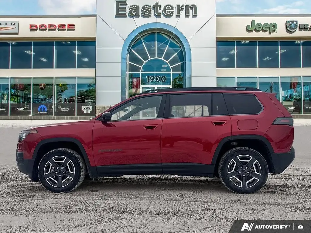 Jeep Cherokee 2026 photo 2