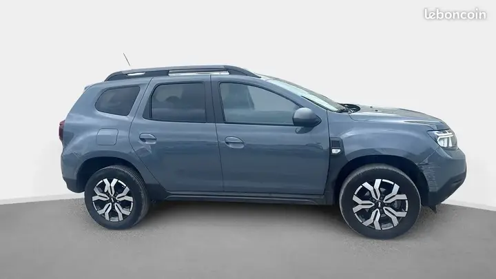 Dacia Duster 2023 photo 5