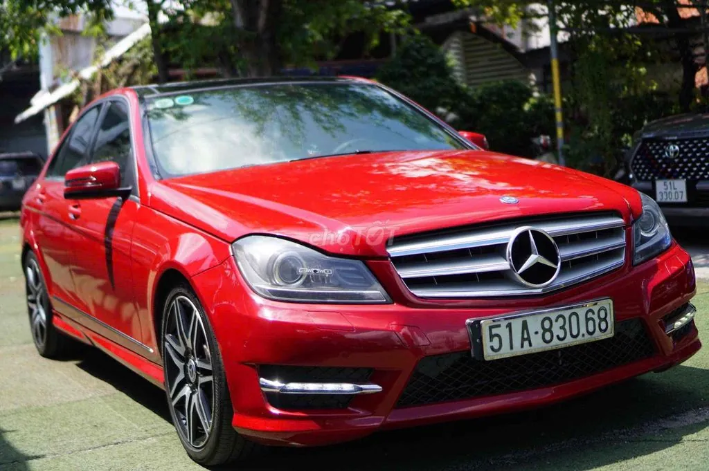 Mercedes-Benz C300