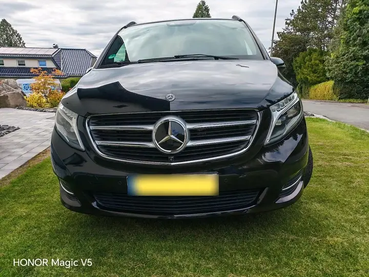 Mercedes-Benz V-Class