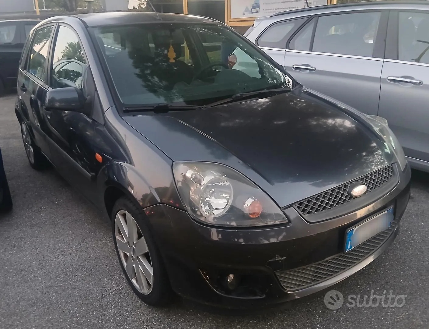 Ford Fiesta 2006 photo 2