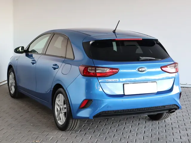 Kia Ceed Sw 2019 photo 3