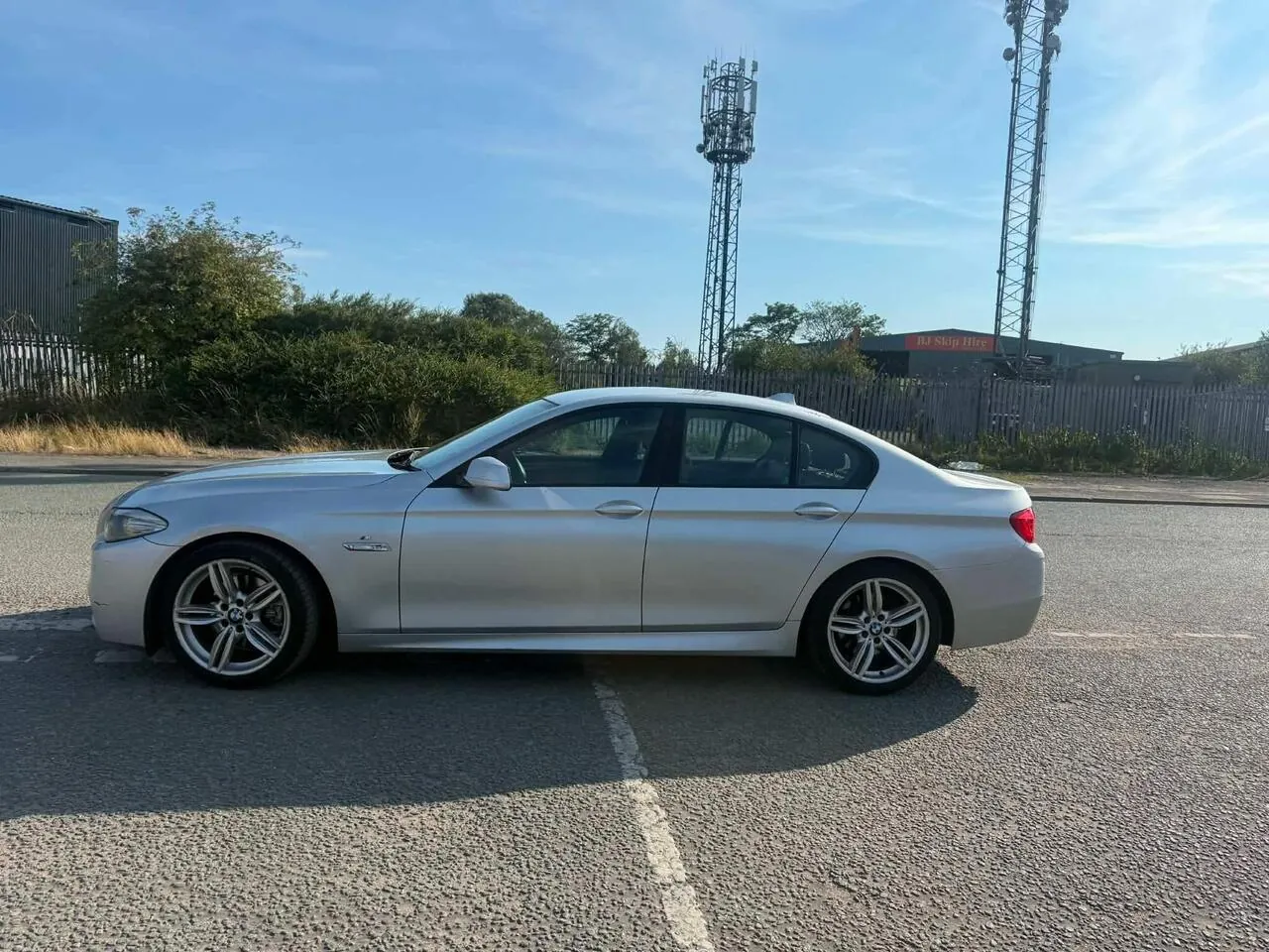 BMW 5 Series 2010 photo 3