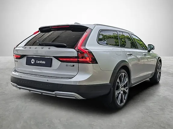 Volvo V90 Cross Country 2022 photo 5