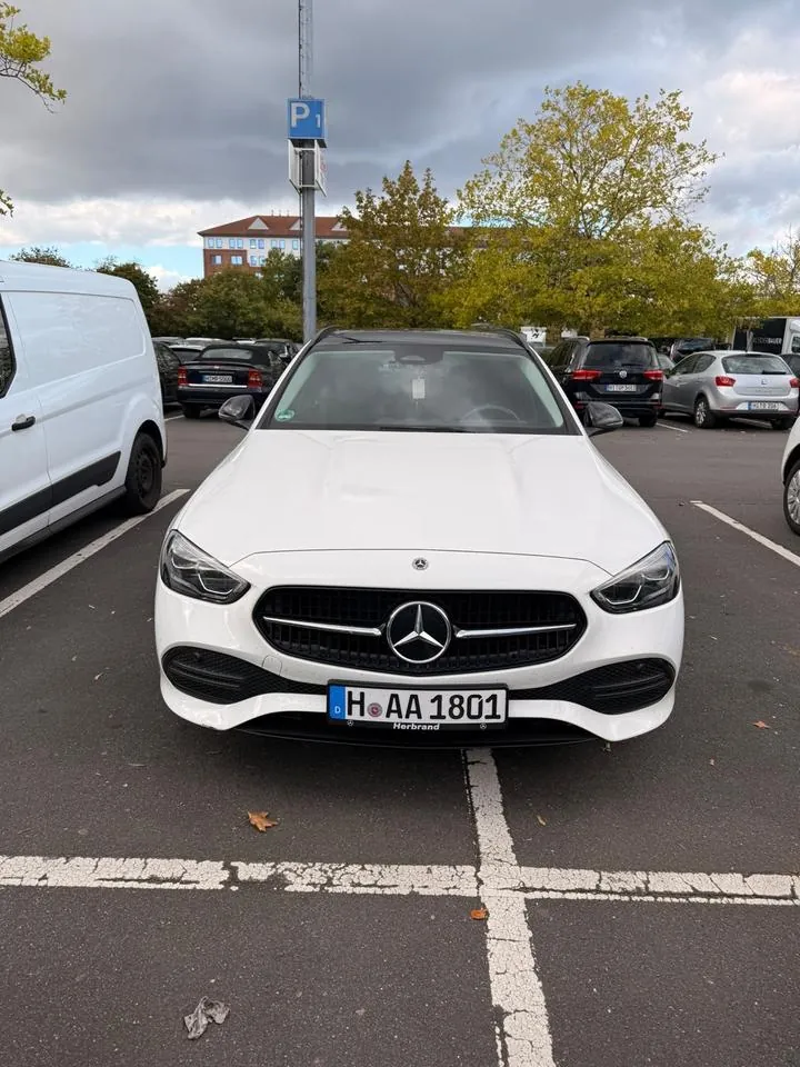 Mercedes-Benz C220D