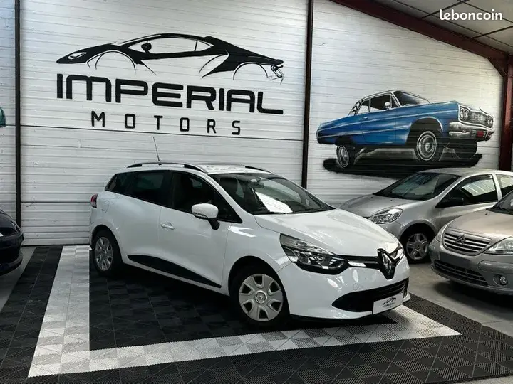 Renault Clio 2013 photo 2