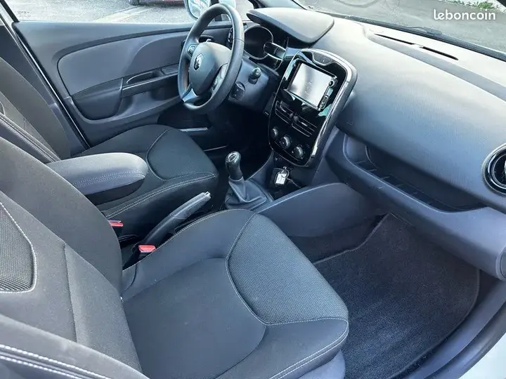 Renault Clio 2013 photo 5