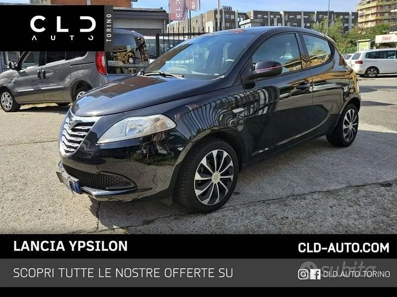 Lancia Ypsilon