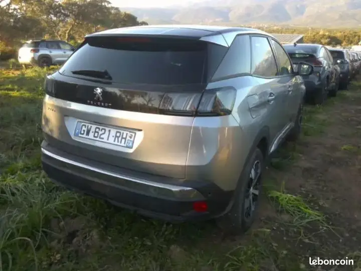 Peugeot 3008 2024 photo 2
