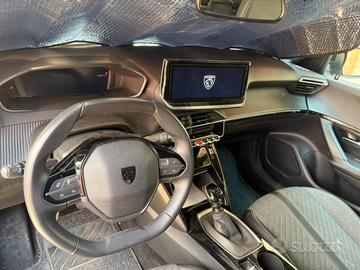 Peugeot 2008 2023 photo 5