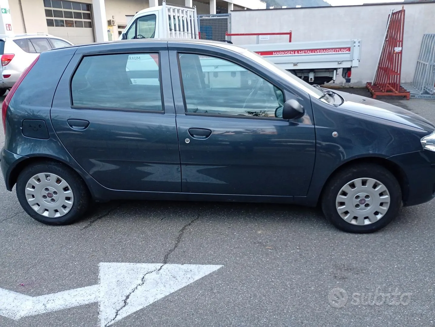 Fiat Punto 2010 photo 3