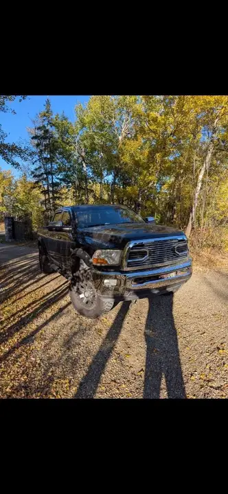Dodge Ram 2500 2012 photo 2