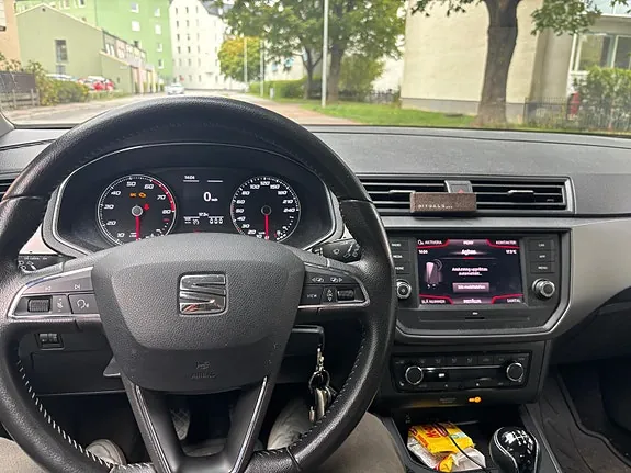 Seat Ibiza 2019 photo 2