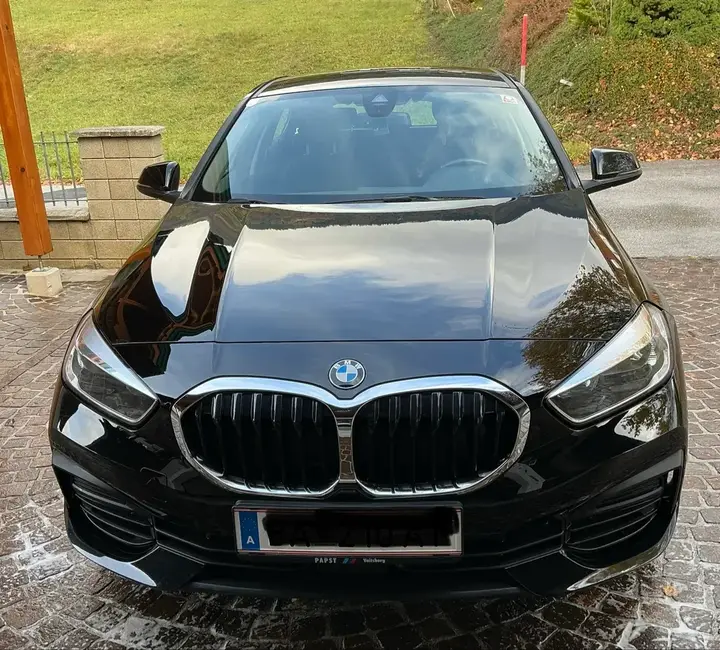 BMW 1 Series 2024 photo 2