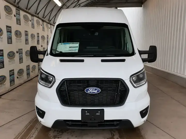 Ford Transit Cargo Van 2026 photo 3