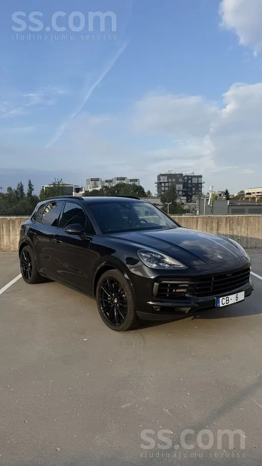 Porsche Cayenne 2017 photo 2