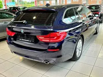 BMW 518 Touring 2019 photo 2