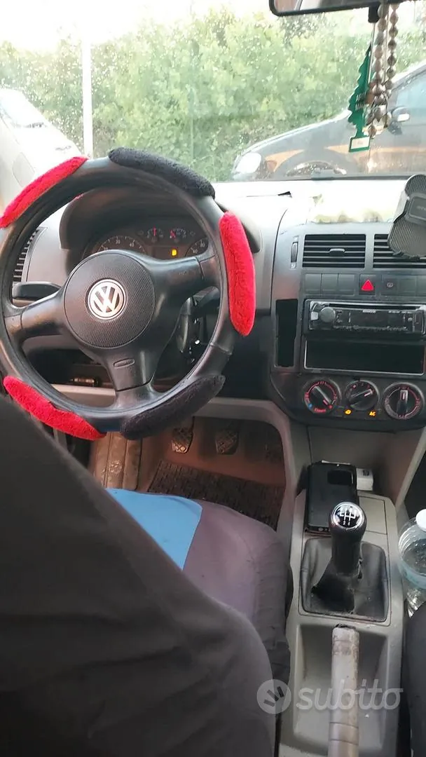 Volkswagen Polo 2004 photo 5