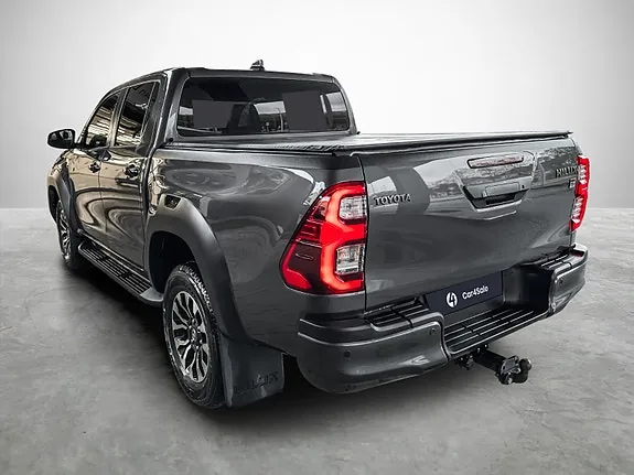 Toyota Hilux 2023 photo 3