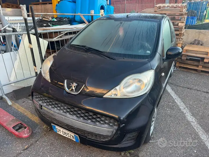 Peugeot 107 2010 photo 3