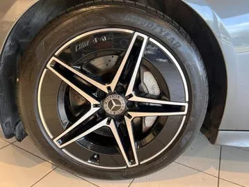 Mercedes-Benz C-Class 2024 photo 2