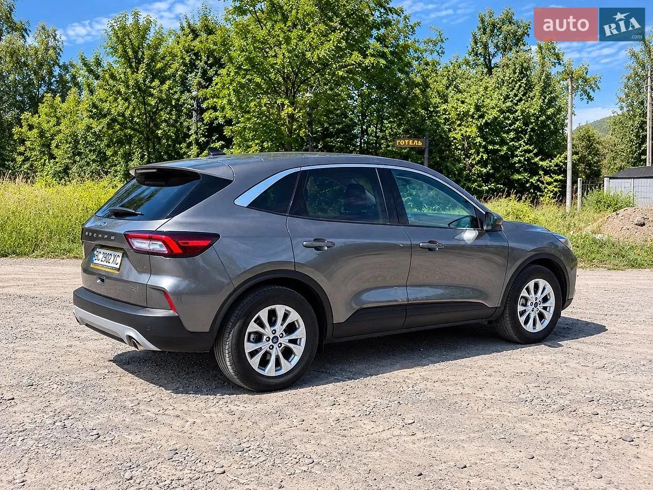 Ford Escape 2024 photo 3