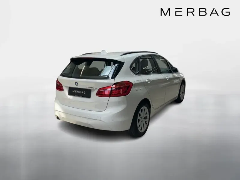 BMW 2 Series 2020 photo 3