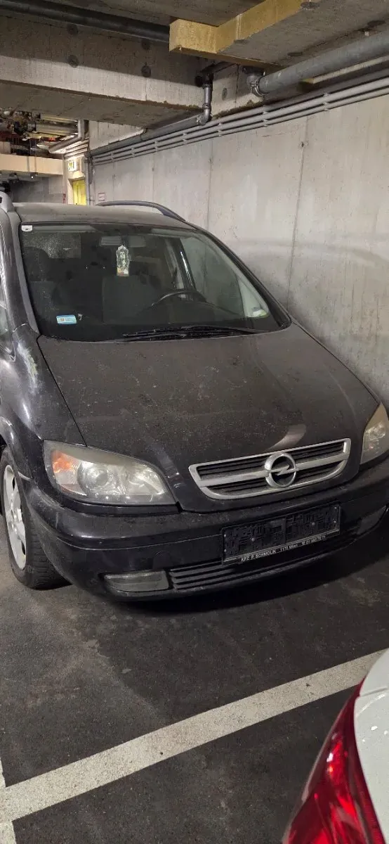 Opel Zafira