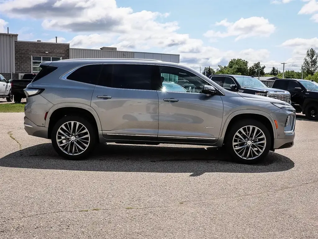Buick Enclave 2026 photo 3