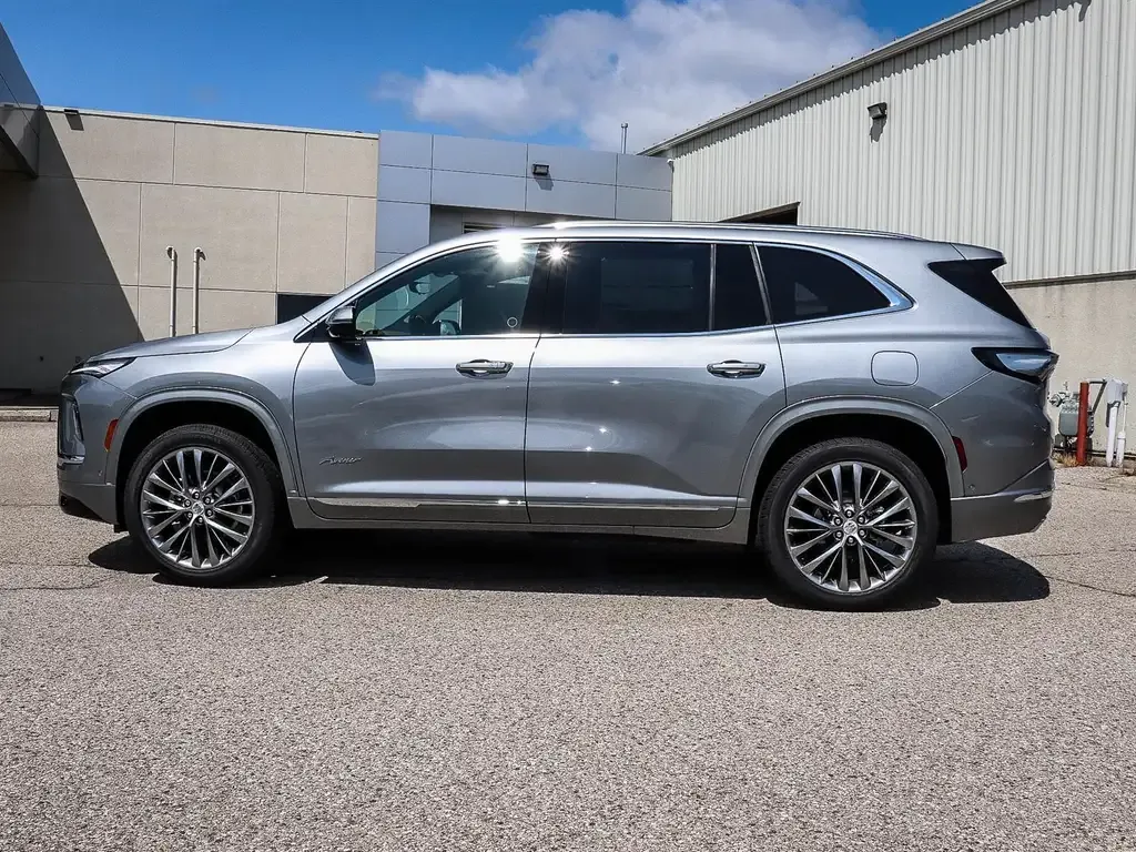 Buick Enclave 2026 photo 5