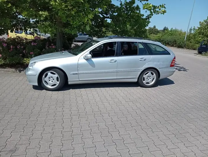 Mercedes-Benz W203