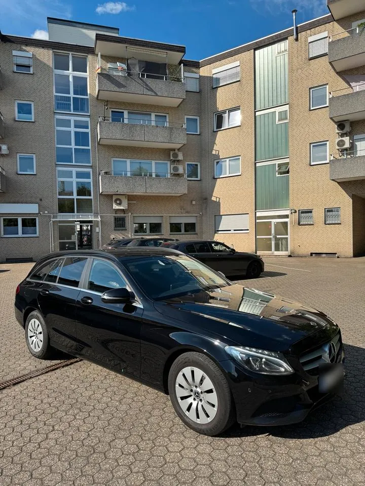 Mercedes-Benz C200D