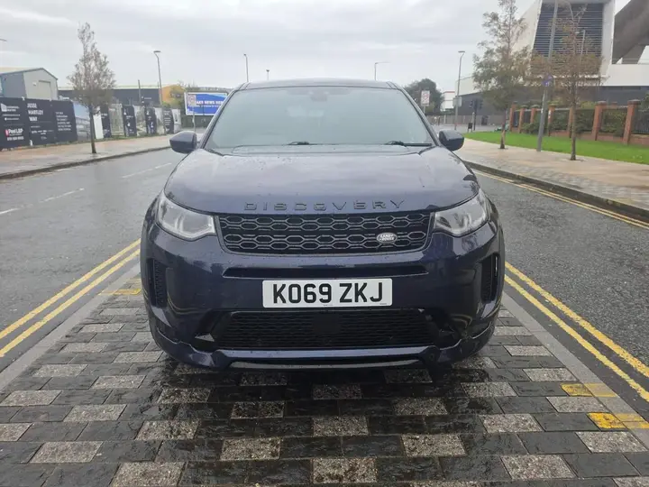 Land Rover Discovery Sport 2020 photo 2
