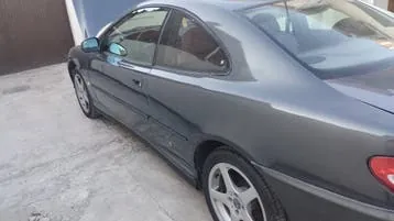 Peugeot 406