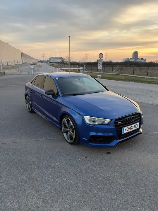 Audi A3 2016 photo 2