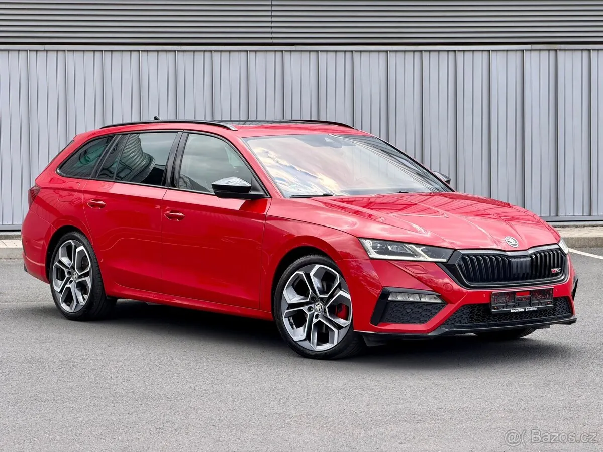 Skoda Octavia 2023 photo 2