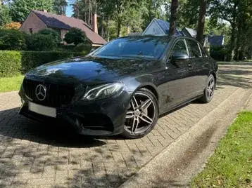 Mercedes-Benz E200D Amg