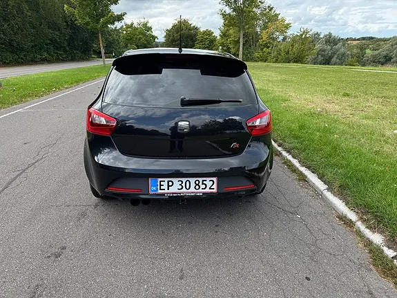 Seat Ibiza 2013 photo 4