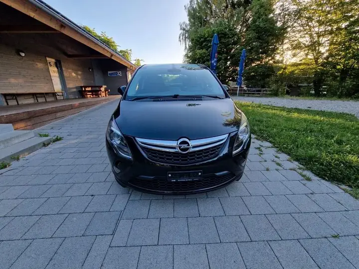 Opel Zafira Tourer