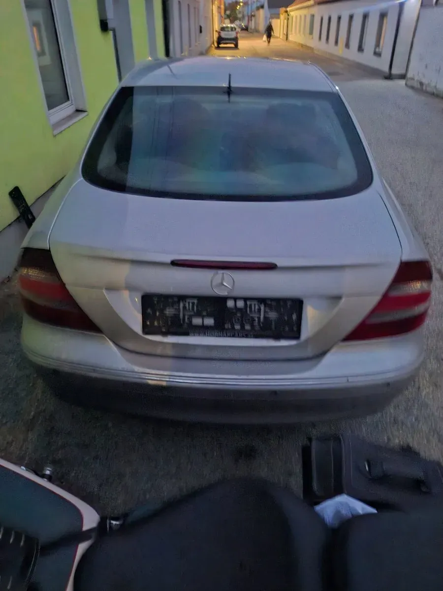 Mercedes-Benz Clk-Class