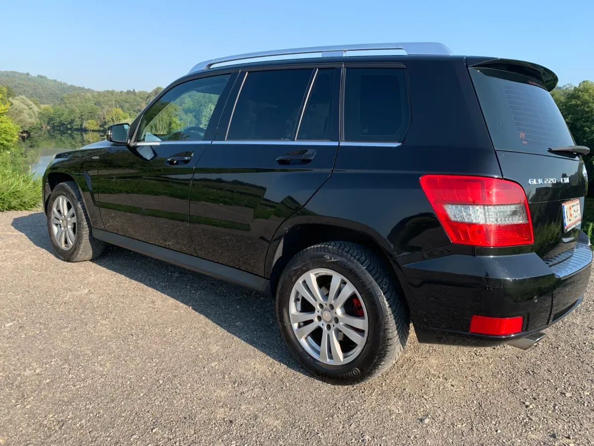 Mercedes-Benz Glk Class 2011 photo 2