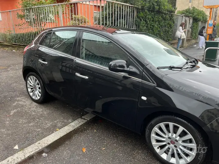 Fiat Bravo 2010 photo 2