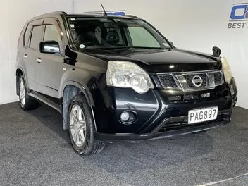 Nissan X-Trail 2010 photo 2