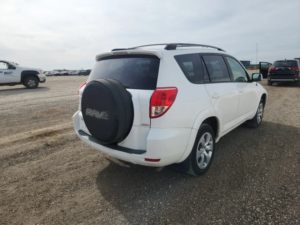Toyota Rav4 2008 photo 4