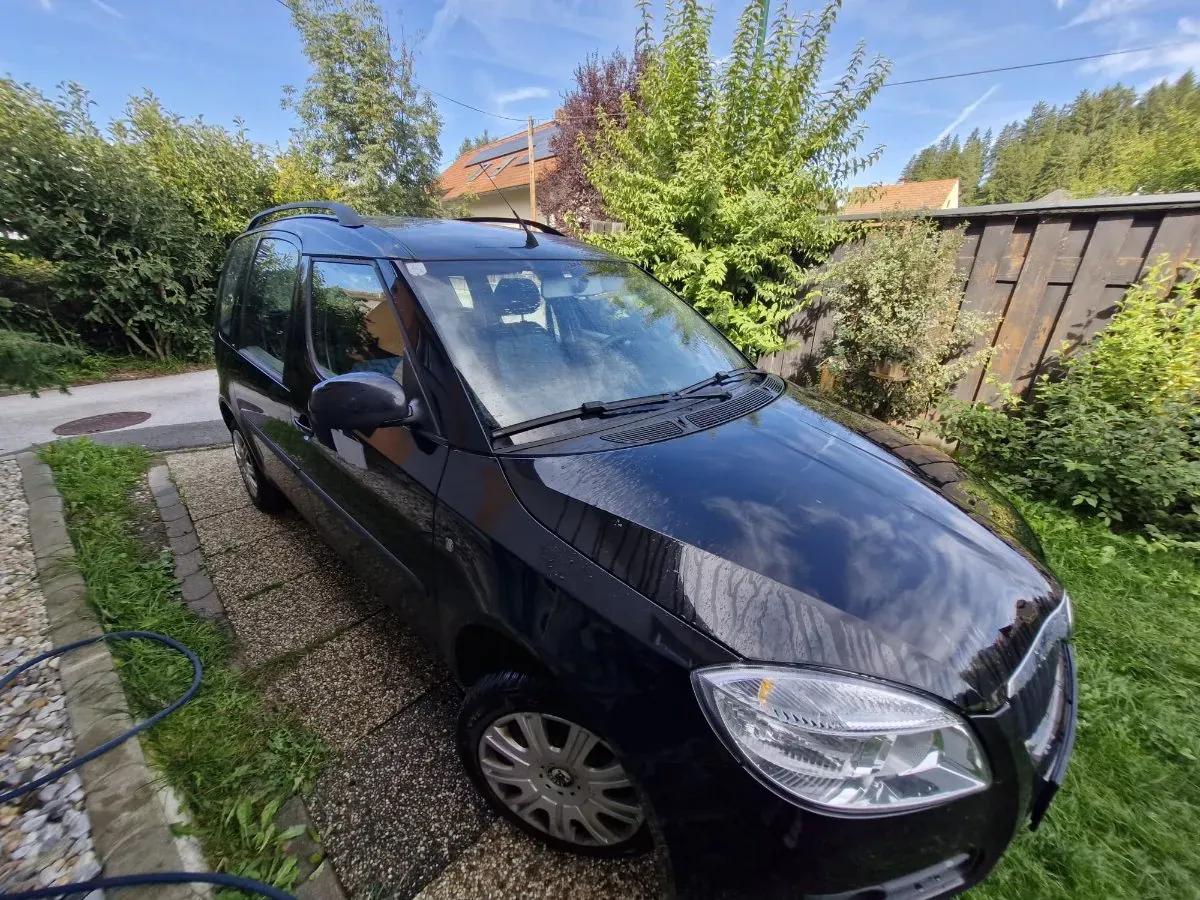 Skoda Roomster 2006 photo 3