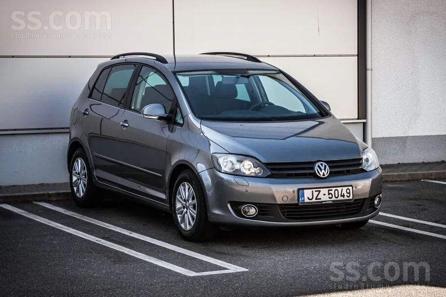 Volkswagen Golf Plus 2012 photo 3